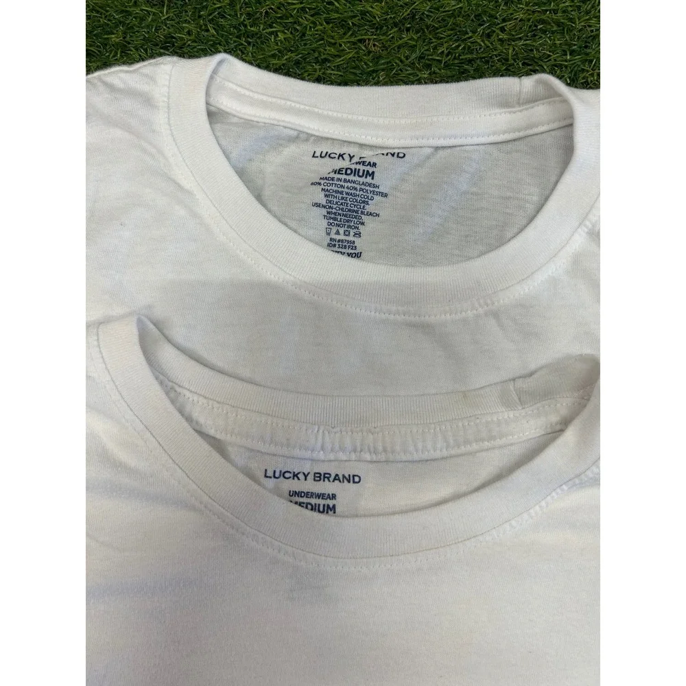Lucky Brand Mens 2 Pack White T-Shirts Short Sleeve Cotton Blend size M